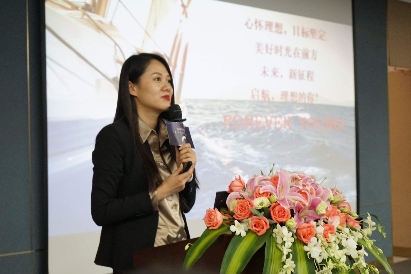 152474355064131689vv.jpg 德甲买球官网-官方(中国)有限公司春招13.jpg